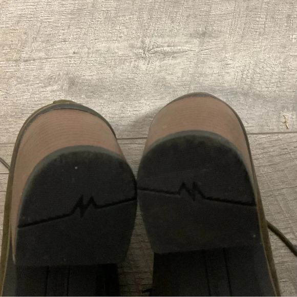 White Mountain Desaray Lace Up Stacked Heel Bootie Size 8M - Picture 7 of 8